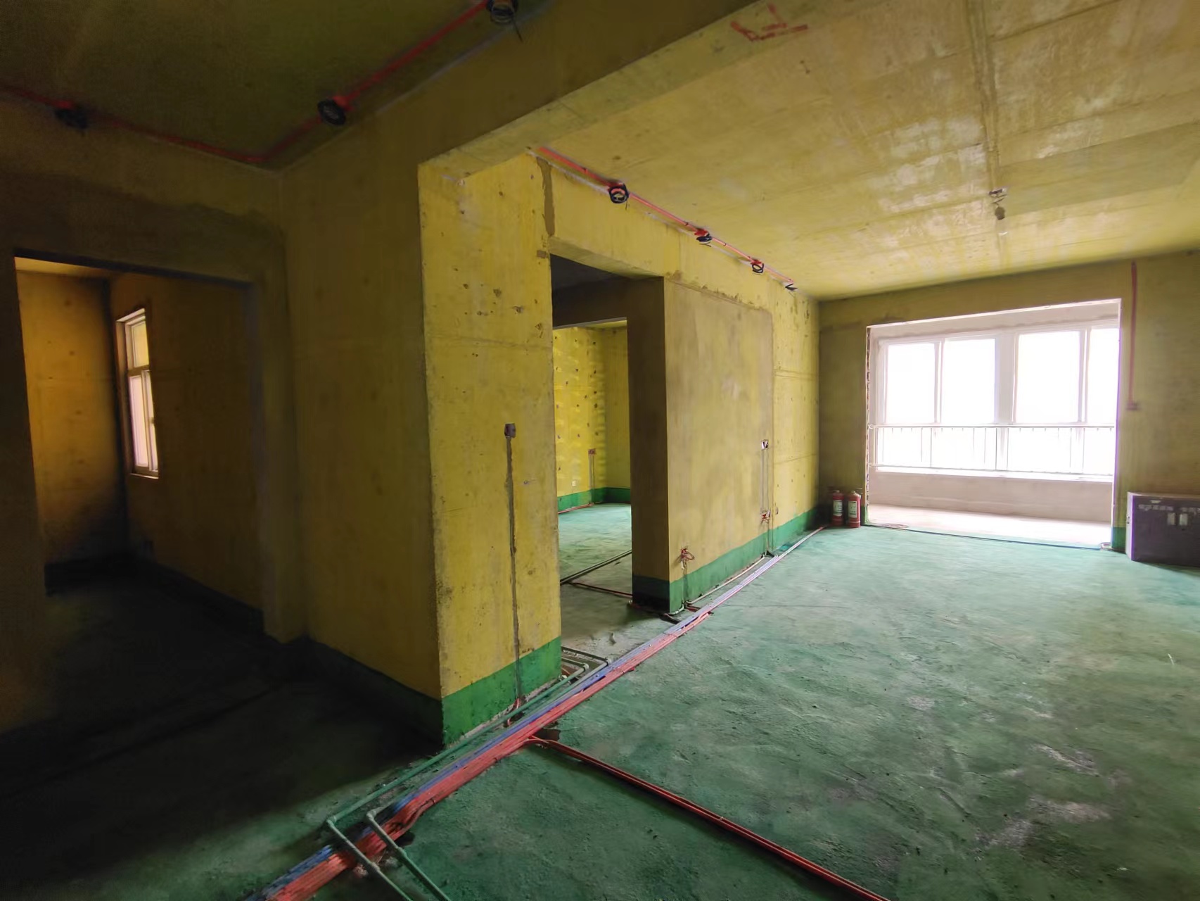 高科绿水东城134m²原木风装修工地-前期施工